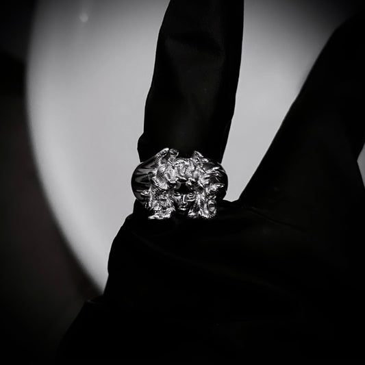 14K White Gold Mxdusa Ring